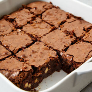 THE ULTIMATE AMERICAN BROWNIE