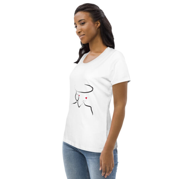 Raquel Women's fitted eco tee